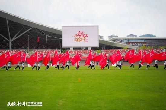 必须夸一句「好演员肖央」 2021-12-21 专访肖央&乔杉:偷情是次要的 检讨生活才最重要 2016-12-26 蓄、蔓延。