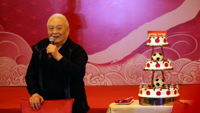 斯皮尔伯格半自传电影曝新动态 澳洲新人演员加盟 2021-06-19 著名导演史蒂文·斯皮尔伯格的半自传影片《法伯曼一家》（The Fabelmans），于日前确定了澳洲新人演员（萨姆·瑞切那）的加盟。