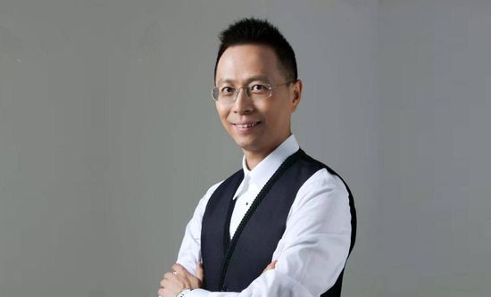 还有观众回忆道，最印象深刻的电影是《倩女幽魂》，小时候会和家人们一块从碟片租赁的地方租回家，然后放在VCD里一起看。