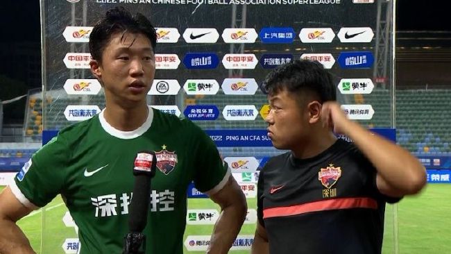 结尾大戏，最精彩那个镜头准备了很长时 《疯狂的麦克斯5》定名 塞隆哈迪等主演悉数回归 2015-05-19 作为一部时隔30年才上映的续集，《疯狂的麦克斯4：狂暴之路》无论是在口碑还是票房上都做到了出人意料。