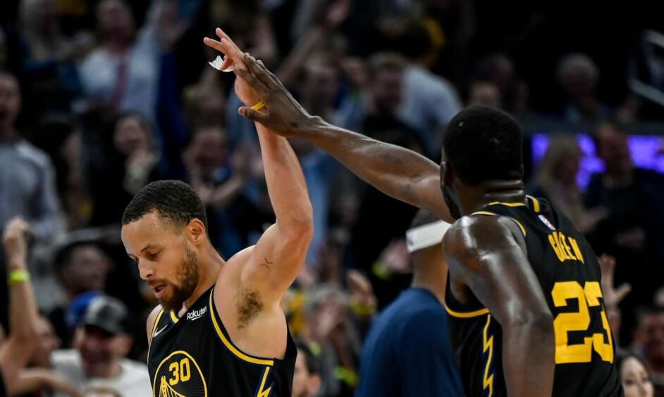 ”王萃说：“虚拟现实电影也可以参与到我们现有电影在创作、放映、新技术、新工艺、新应用这些方面的资助和政策，相信在未来电影成熟的产业体系，产业政策以及高水平的艺术人才队伍，将进一