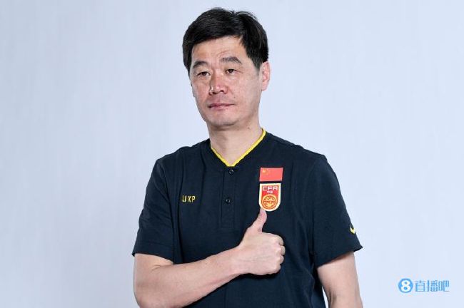 格伦·克洛斯、莎拉·保罗森、泰亚娜·泰勒、金·卡戴珊、妮... 法鲨归来！